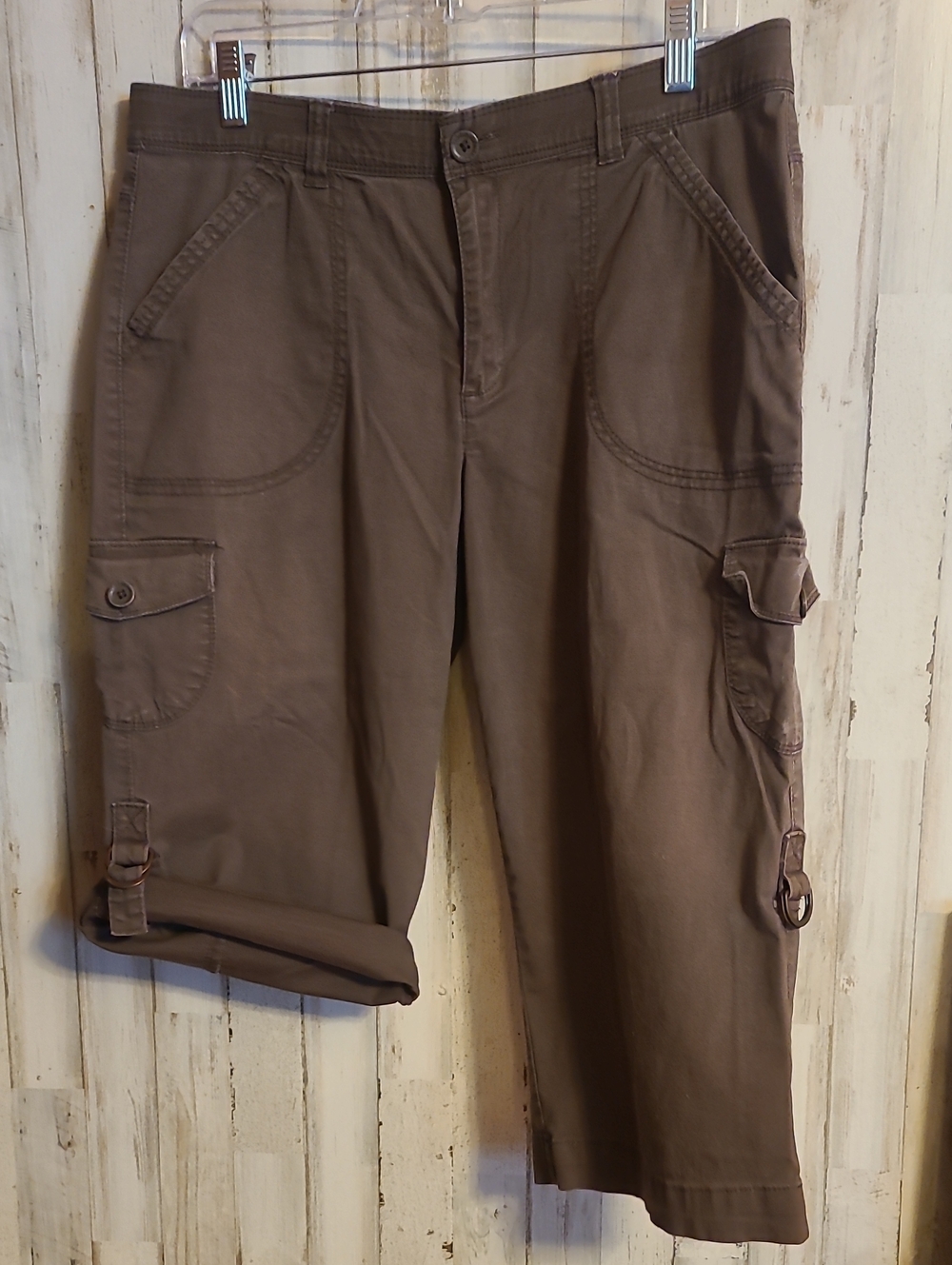 Gloria Vanderbilt Brown Cargo Capris - Casual Utility Style